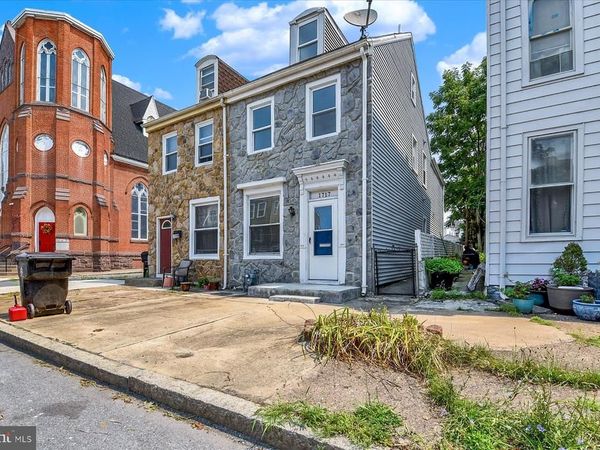 1717 N 5TH STREET, HARRISBURG, PA 17102