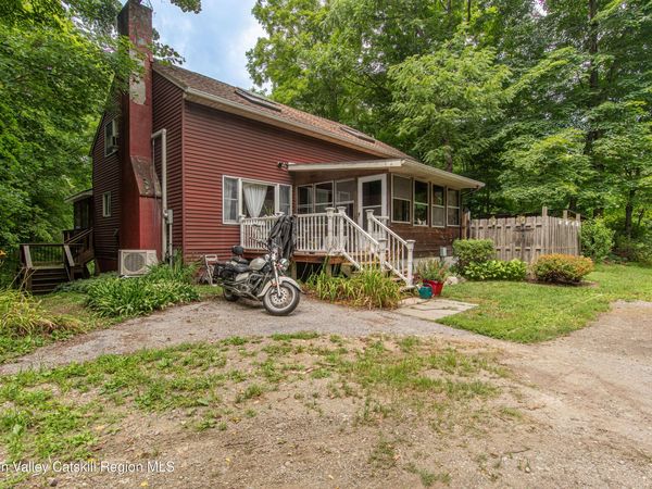 179 Hibernia Road, Salt Point, NY 12578