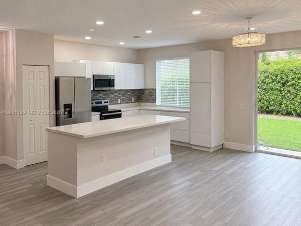 1528 Salerno Cir , Unit 1528, Weston, FL 33327