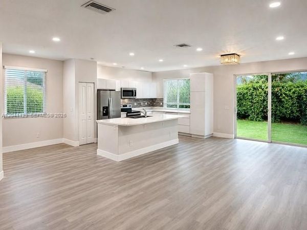 1528 Salerno Cir, Unit 1528, Weston, FL 33327