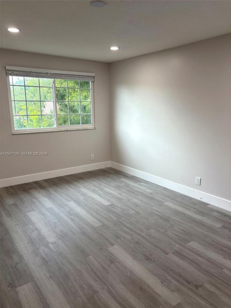 1528 Salerno Cir, Unit 1528, Weston, FL 33327 Photo