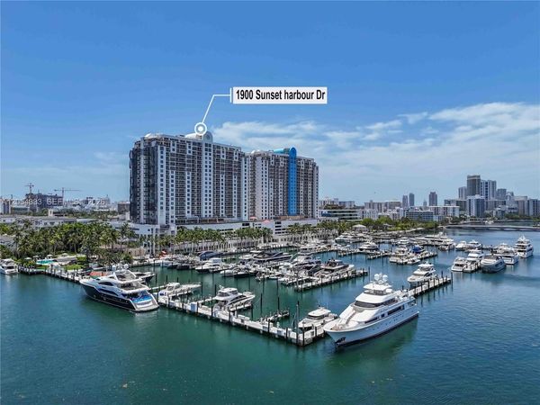 1900 Sunset Harbour Dr , Unit 803, Miami Beach, FL 33139