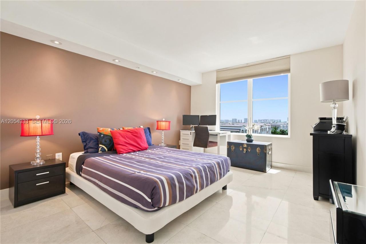 1900 Sunset Harbour Dr , Unit 803, Miami Beach, FL 33139 Photo