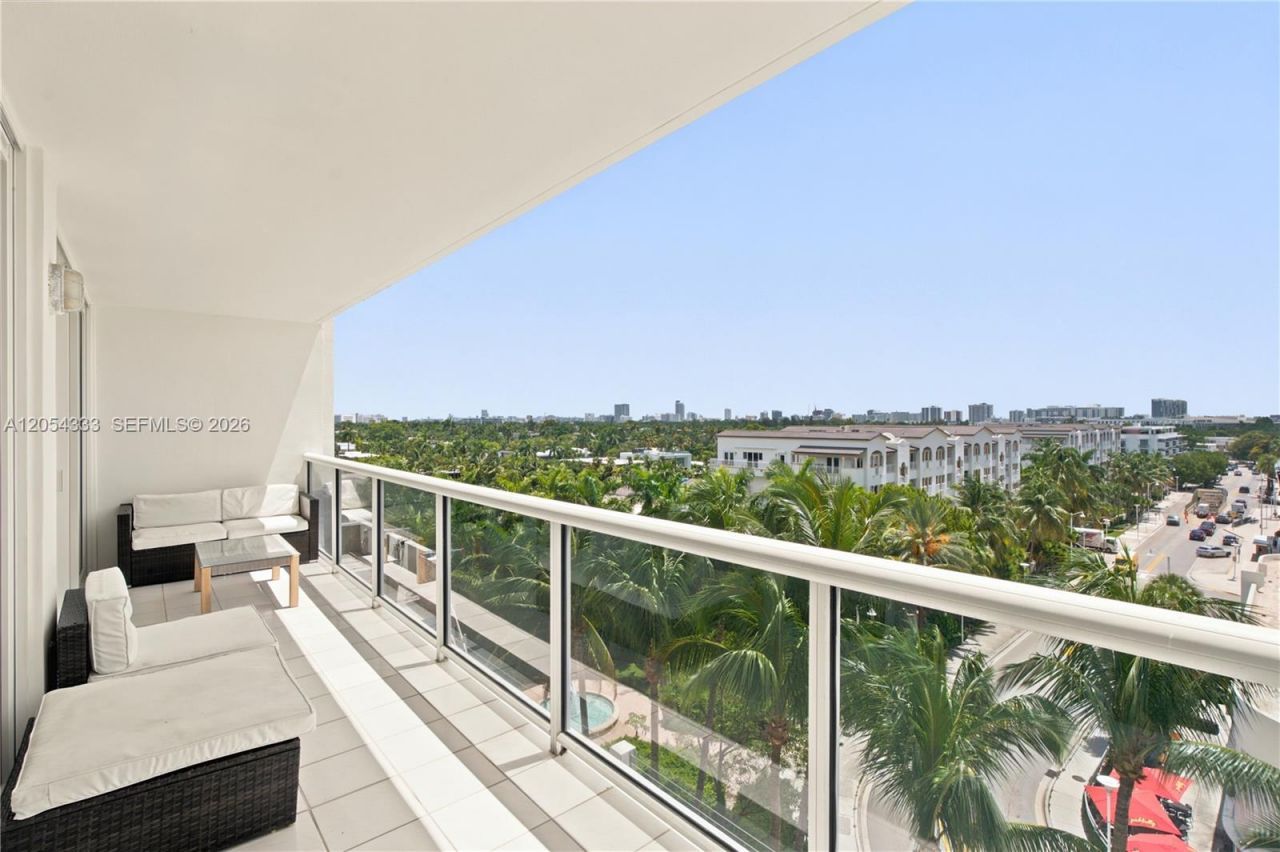 1900 Sunset Harbour Dr , Unit 803, Miami Beach, FL 33139 Photo