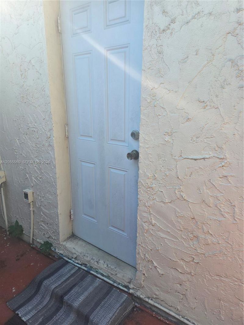 714 SW 99th Ct Cir , Miami, FL 33174 Photo