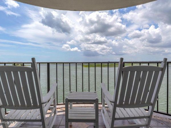 322 Causeway Drive, Unit Ste 407, Wrightsville Beach, NC 28480