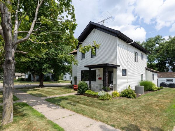 203 S Garden Street, Lake City, MN 55041