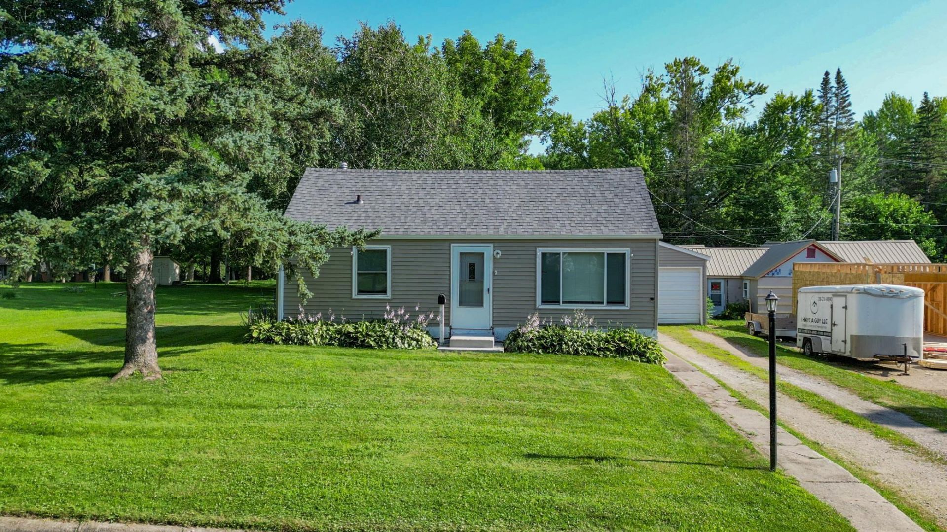 620 E Adolphus Avenue , Fergus Falls, MN 56537 Main Photo