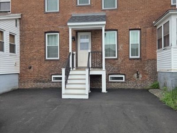 2273 Main St, Warren, MA 01092