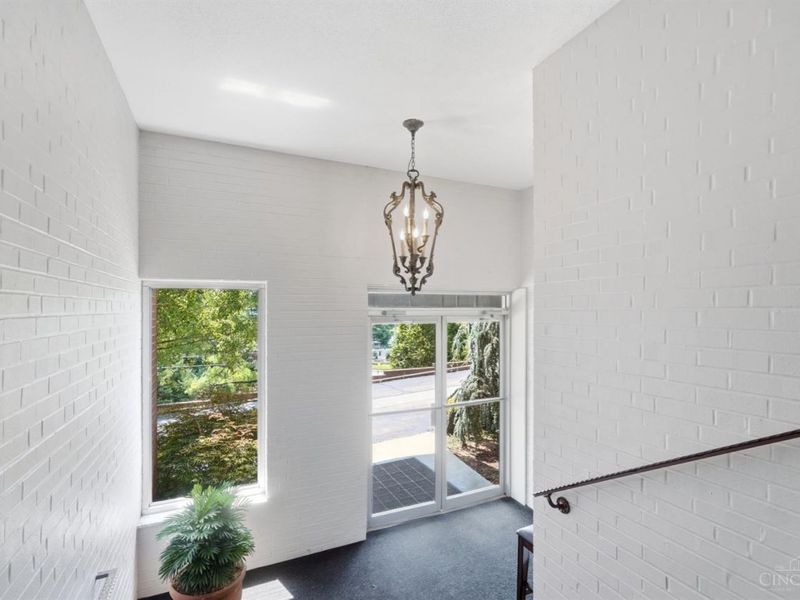 880 Rue De La Paix, Unit A24, Cincinnati, OH 45220 Photo 4