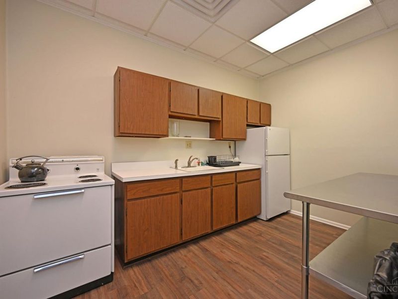 880 Rue De La Paix, Unit A24, Cincinnati, OH 45220 Photo 46