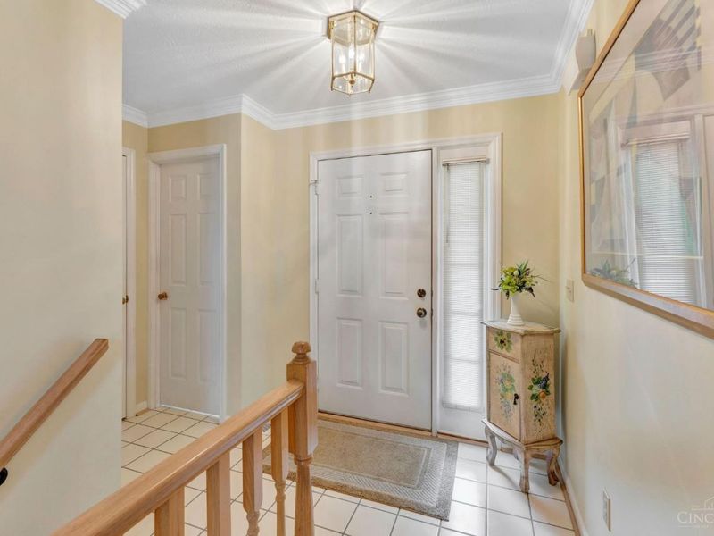 5038 Bristol Court, Loveland, OH 45140 Photo 3