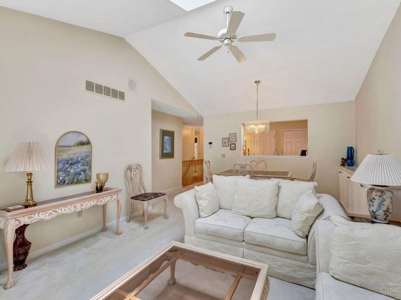 5038 Bristol Court, Loveland, OH 45140 Photo 6