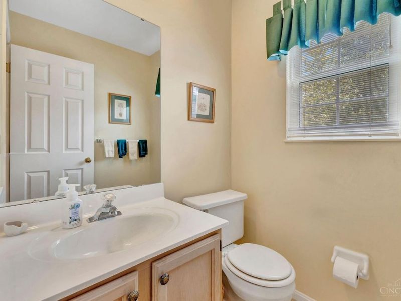 5038 Bristol Court, Loveland, OH 45140 Photo 8