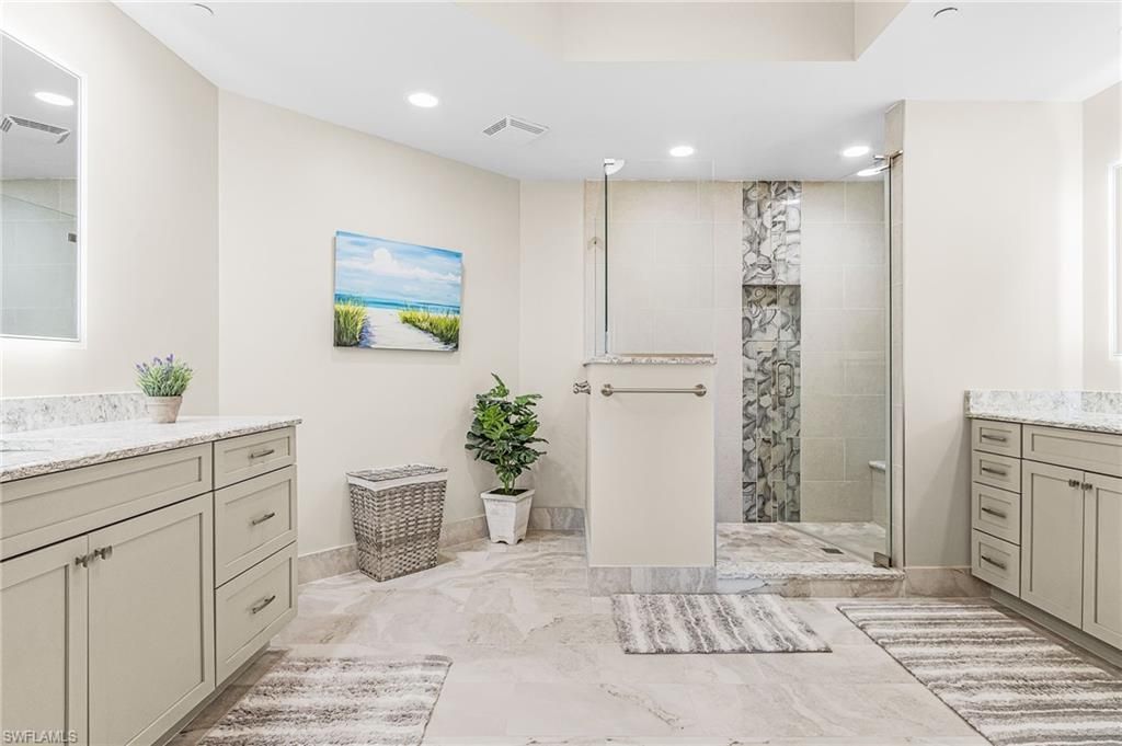 4192 Bay Beach Ln, Unit 875, Fort Myers Beach, FL 33931 Photo