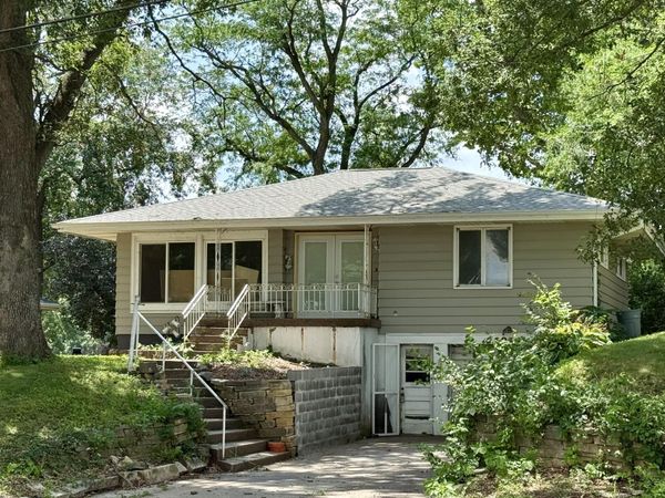 2014 BIDWELL, Muscatine, IA 52761