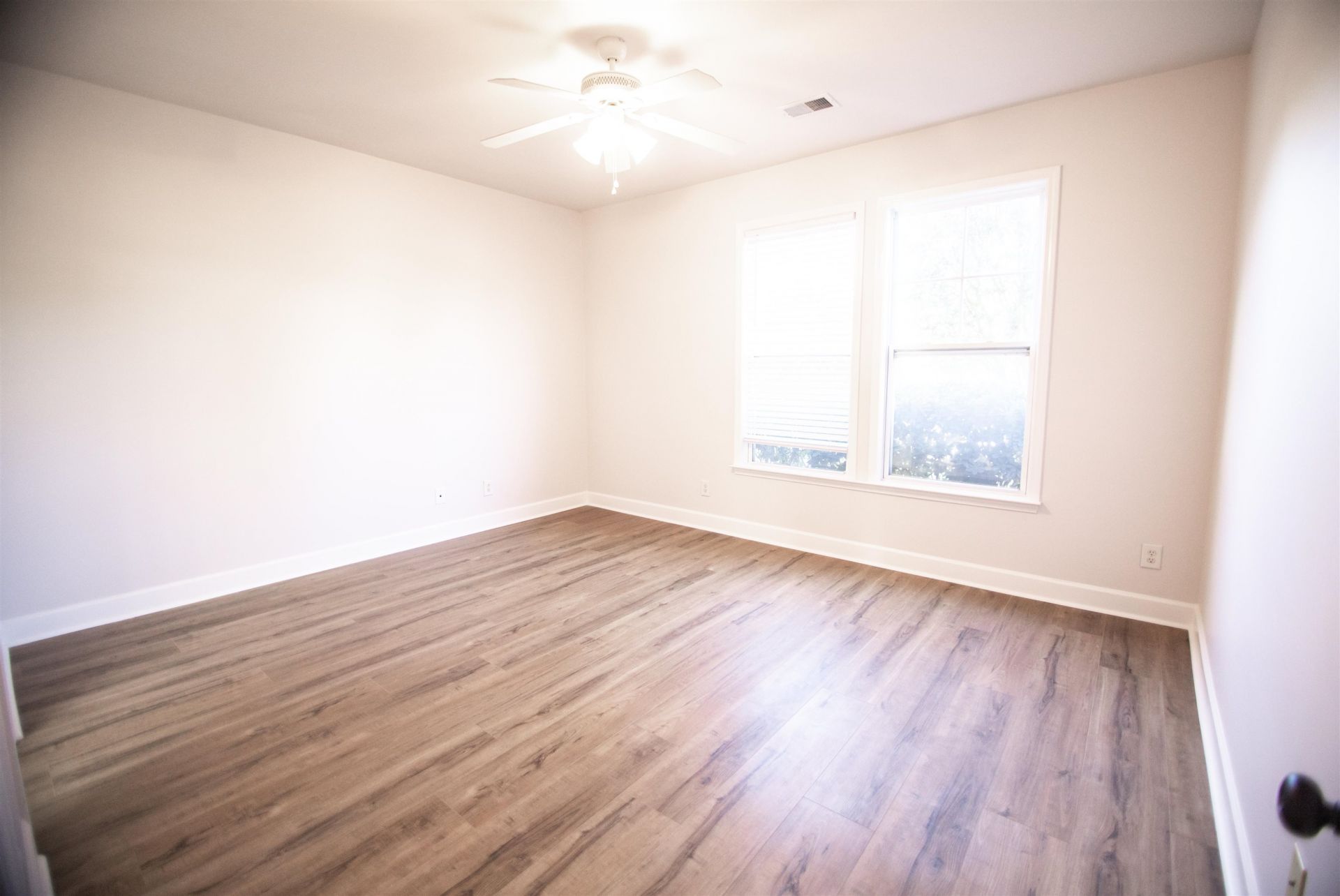 1005 Balmore Dr.  Photo 14