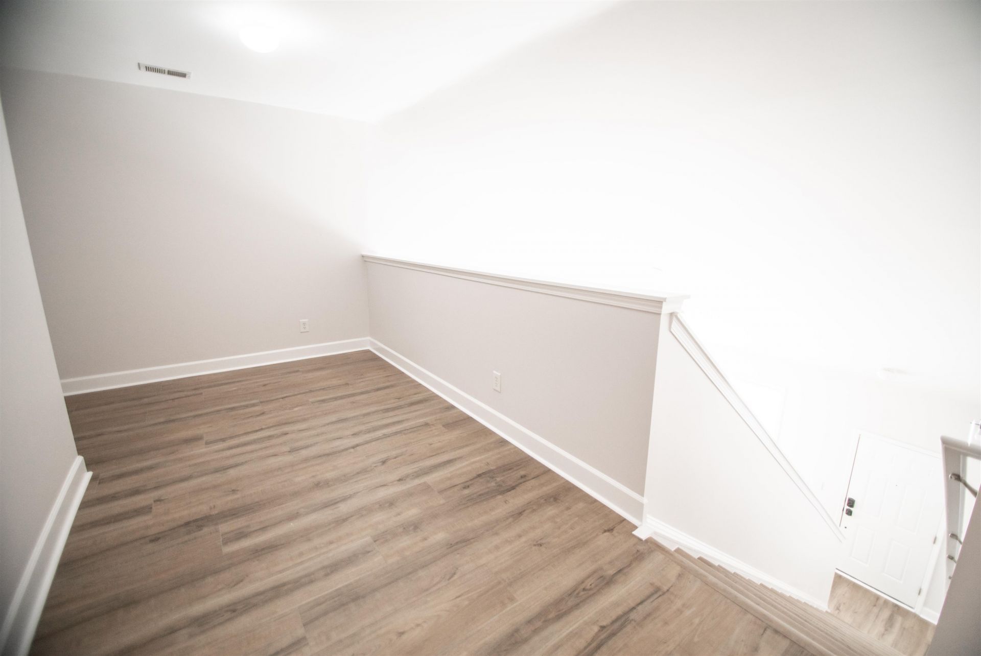 1005 Balmore Dr.  Photo 21