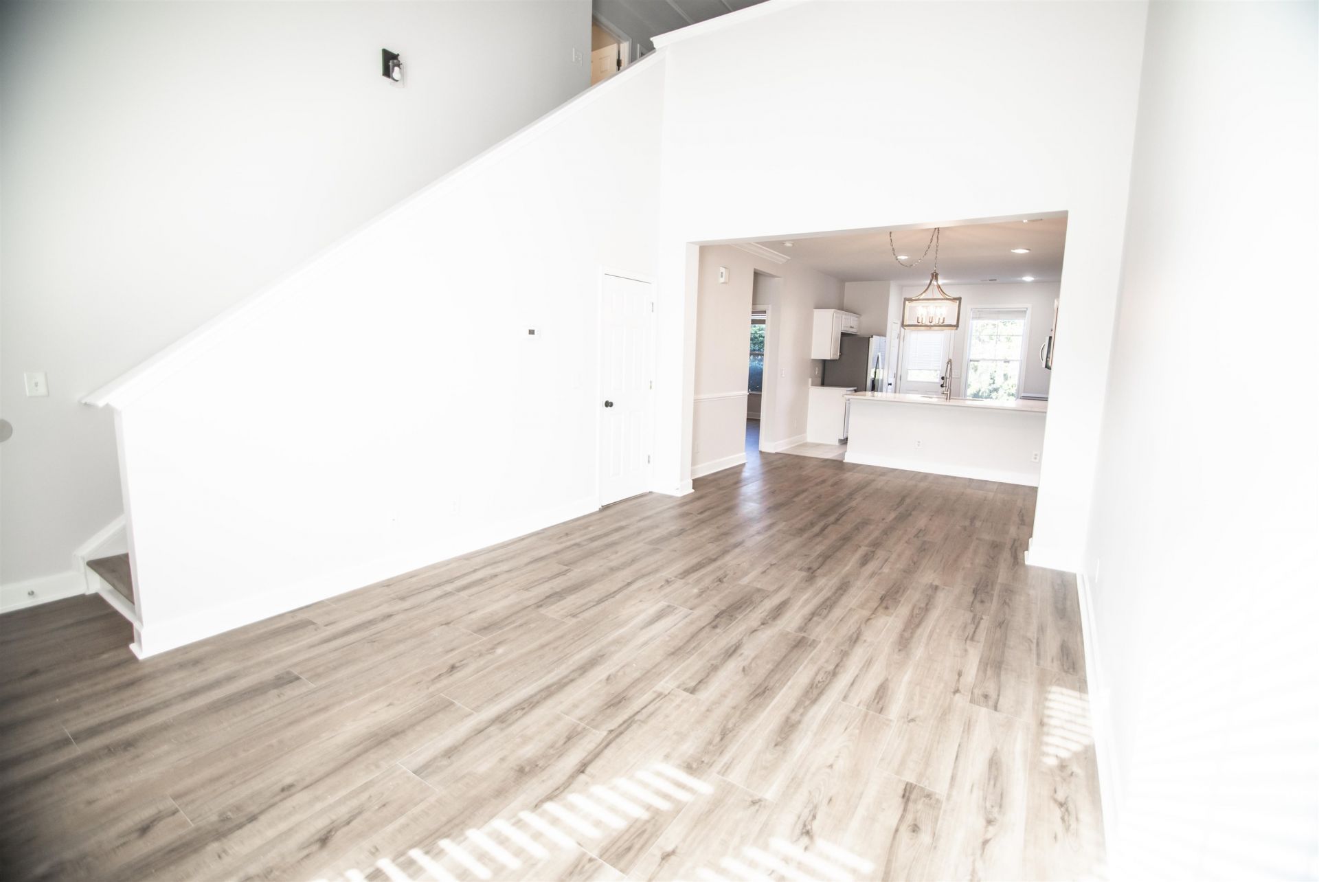 1005 Balmore Dr.  Photo 5