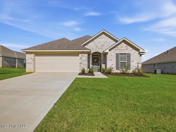 244 Hemingway Circle, Canton, MS 39046