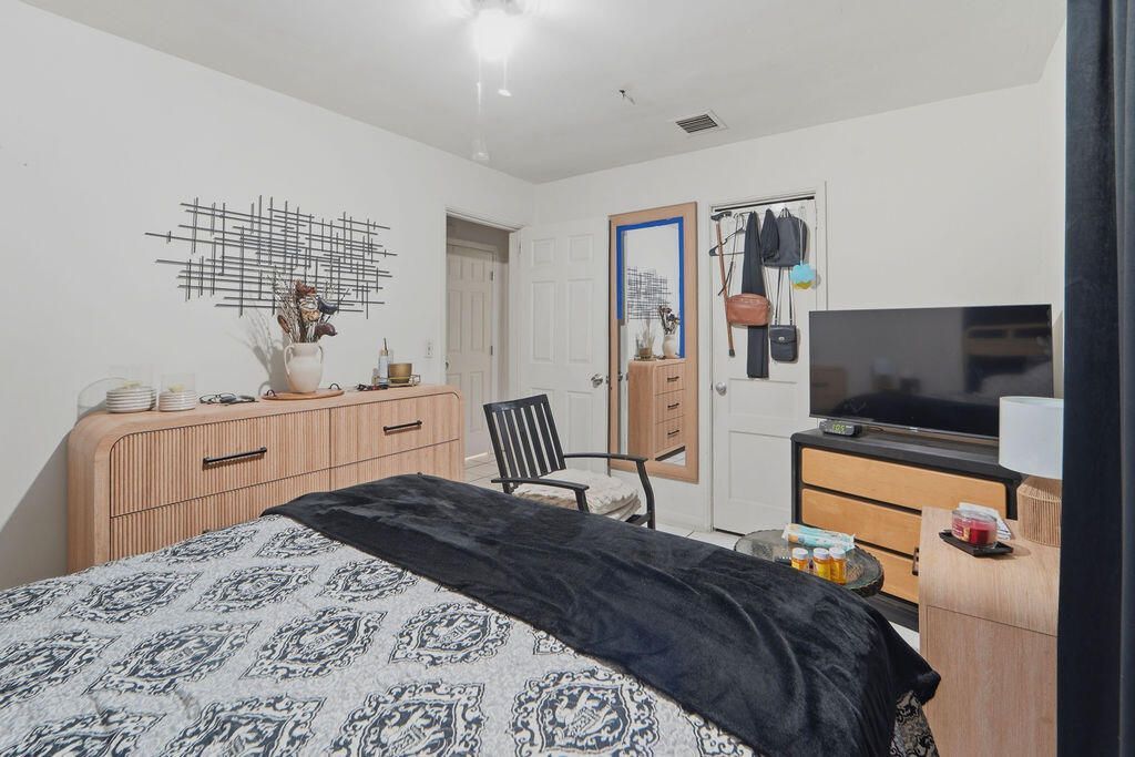 726 41st Street, West Palm Beach, FL 33407 Photo