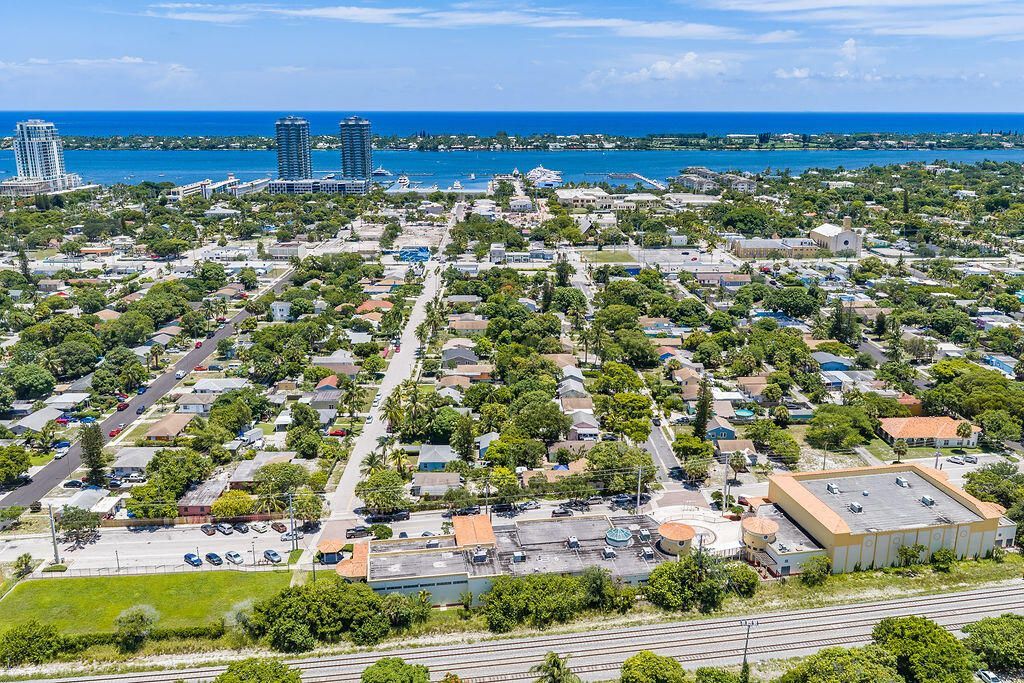 726 41st Street, West Palm Beach, FL 33407 Photo