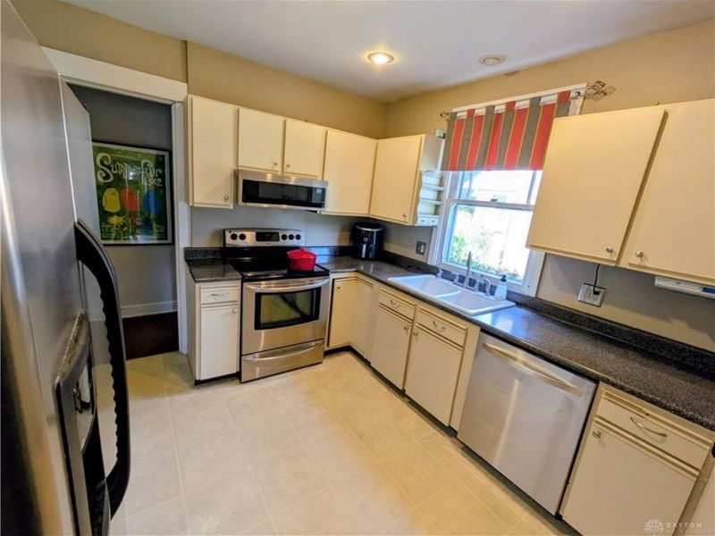 306 Telford Avenue, Oakwood, OH 45419 Photo 10