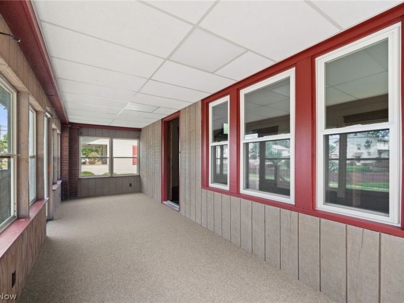 814 E Broad Street, Louisville, OH 44641 Photo 4
