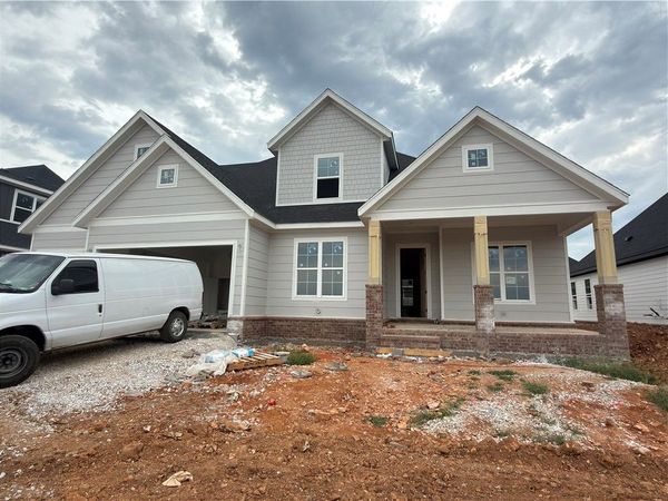 6511 S 60th Street, Rogers, AR 72758