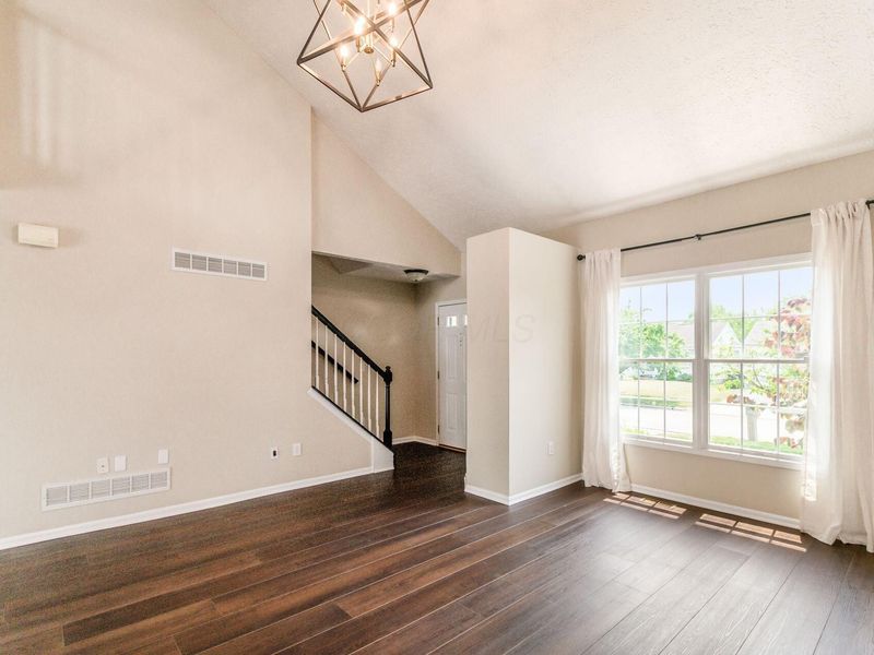 8520 Arlen Drive, Blacklick, OH 43004 Photo 3