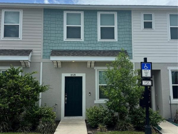 8528 DAYBREAK STREET, SARASOTA, FL 34241