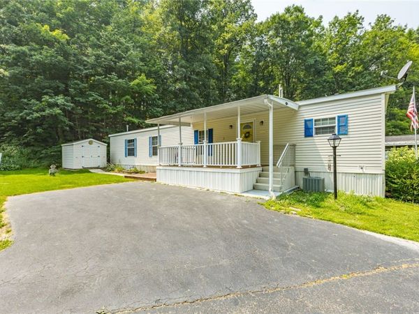 1925 Factory Hollow , Lima, NY 14485