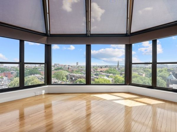 16 Harcourt St, Unit 9G, Boston, MA 02116