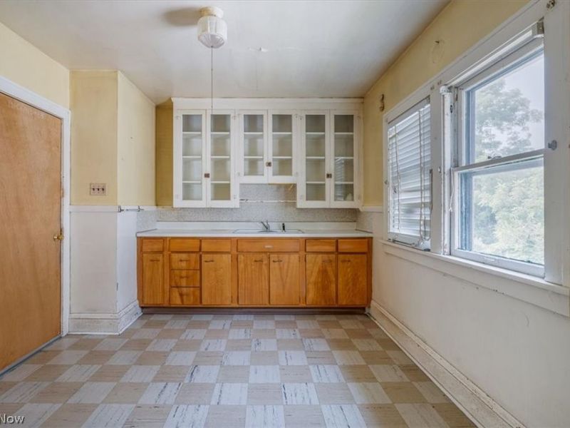 9500 Parkview Avenue, Cleveland, OH 44104 Photo 21