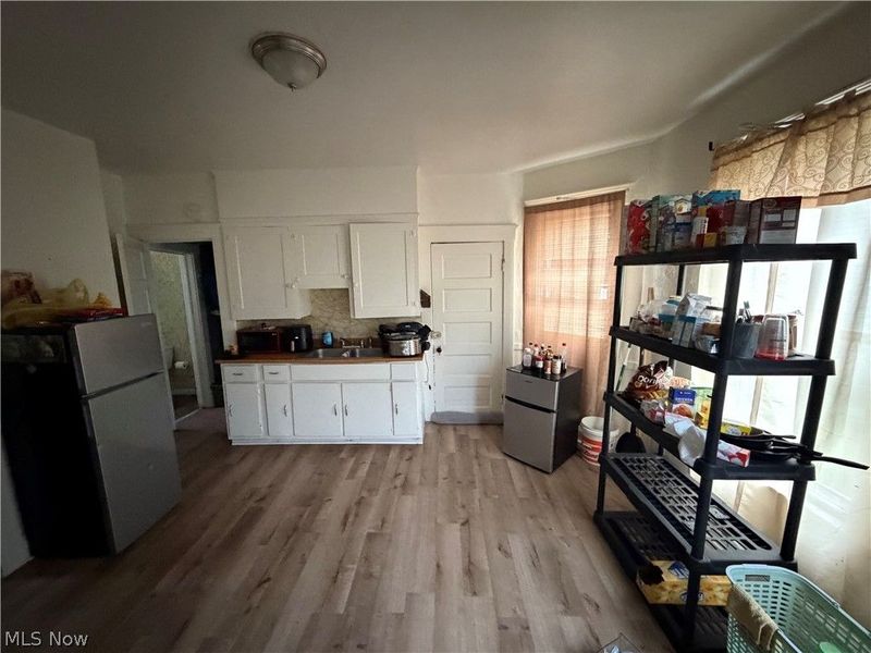 3317 W 50th Street, Cleveland, OH 44102 Photo 2