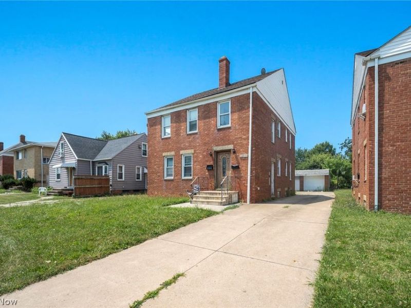 4512 W 150th Street, Cleveland, OH 44135 Photo 2