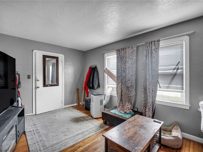 4512 W 150th Street, Cleveland, OH 44135 Photo 4