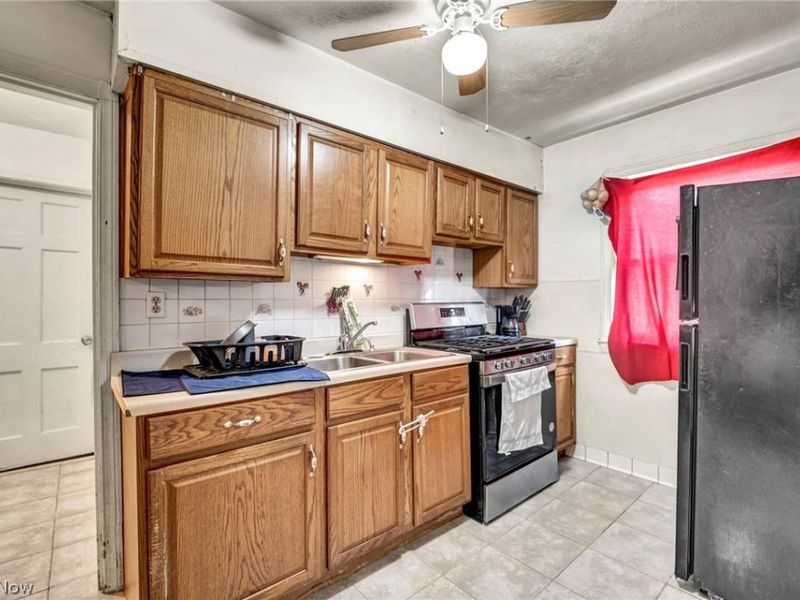 4532 W 150th Street, Cleveland, OH 44135 Photo 7