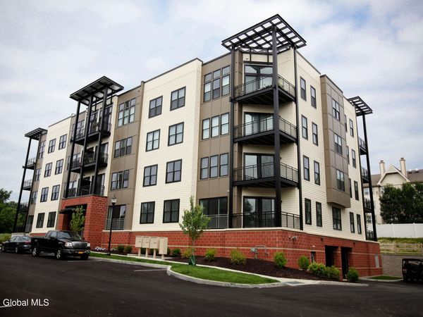 308 Excelsior Avenue, Unit 203, Saratoga Springs, NY 12866
