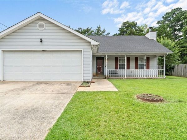 1808 Carriage Heights, Tuscaloosa, AL 35404