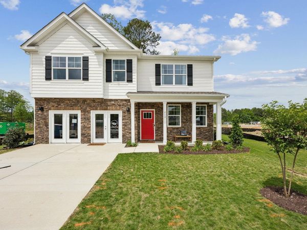 206 CHAMBERLAIN DR, STAUNTON, VA 24401