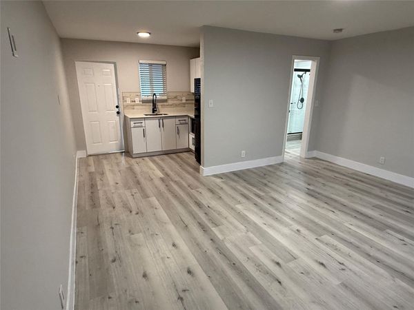 720 NE 7TH Street, Unit 5, Hallandale Beach, FL 33009