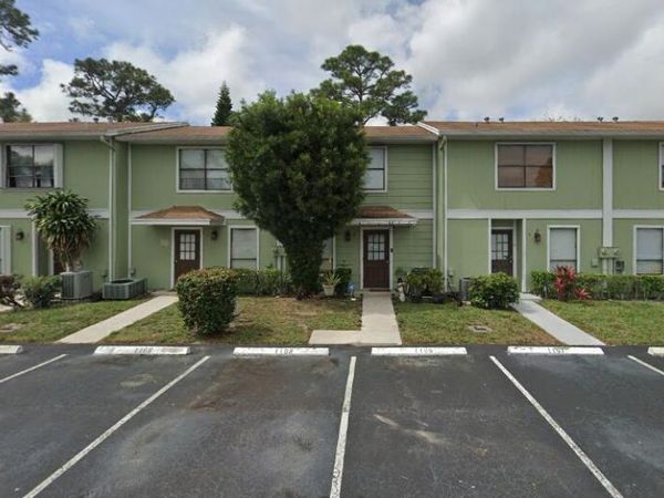 799 HILL Drive, Unit E, West Palm Beach, FL 33415