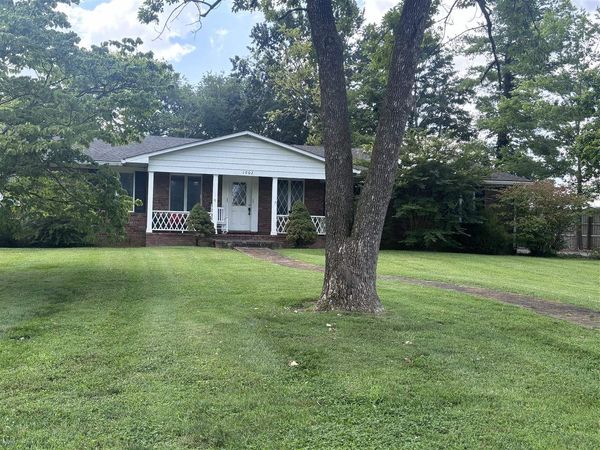 1702 Park Street A, Bowling Green, KY 42101