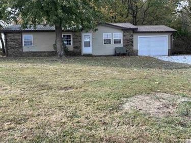 5225 KY-97 , Mayfield, KY 42066