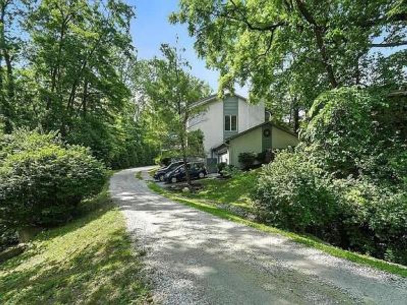 96 Executive Court, Unit Unit A, Westerville, OH 43081 Photo 3