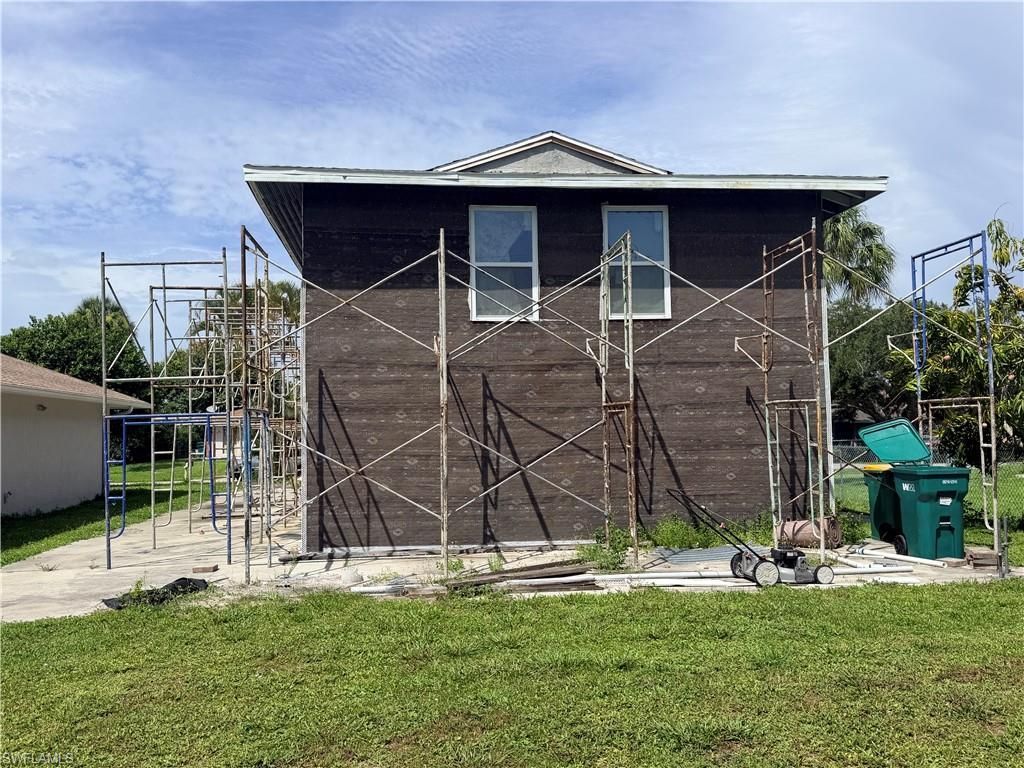 125 4th St, Naples, FL 34113 Photo