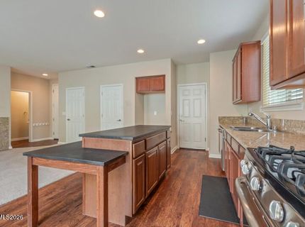 1052 Crown View Drive, Reno, NV 89523 Photo