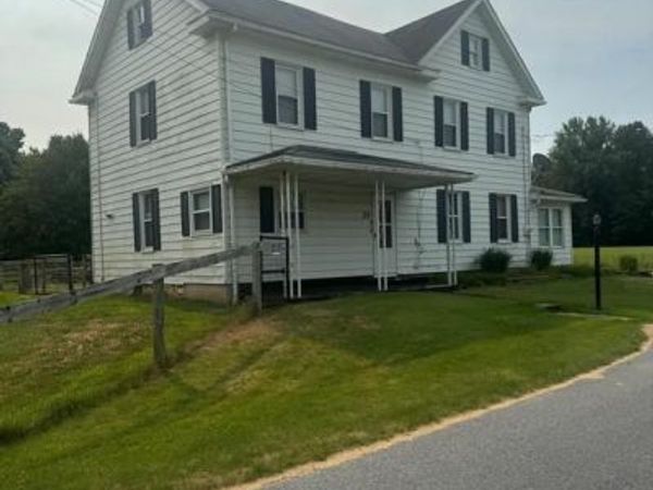 33 BLUE MOUNTAIN ROAD , SCHUYLKILL HAVEN, PA 17972