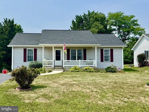 20 MILLPORT COURT, WEYERS CAVE, VA 24486